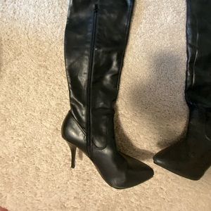 High heel Blk Knee high boots